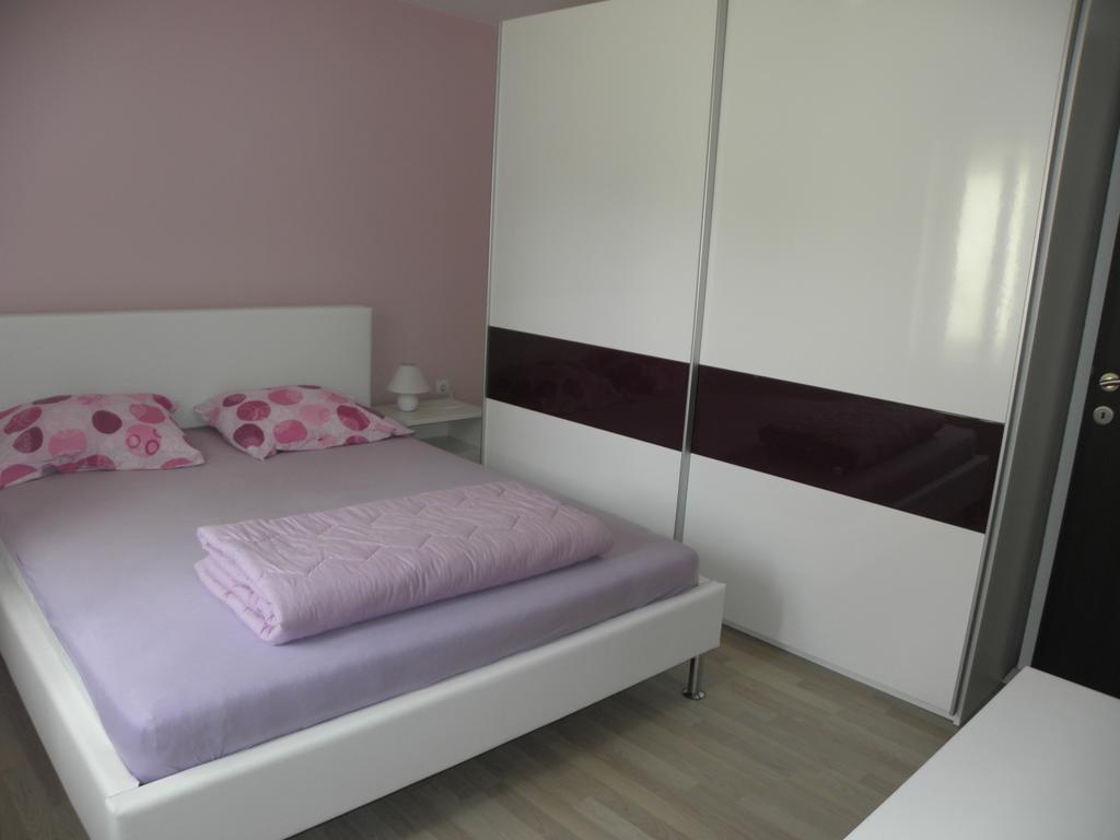 Apartment Jartic Betina  Kamer foto