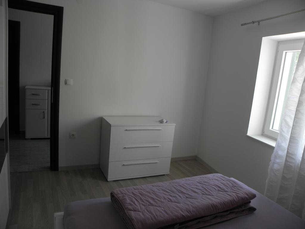 Apartment Jartic Betina  Kamer foto